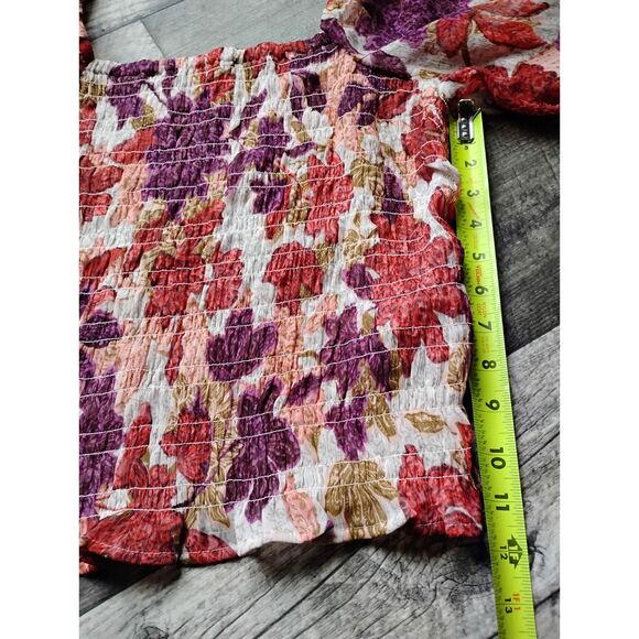 Old Navy Women's Size Large Floral Boho, CottageCore Smocked Top - Picture 4 of 9